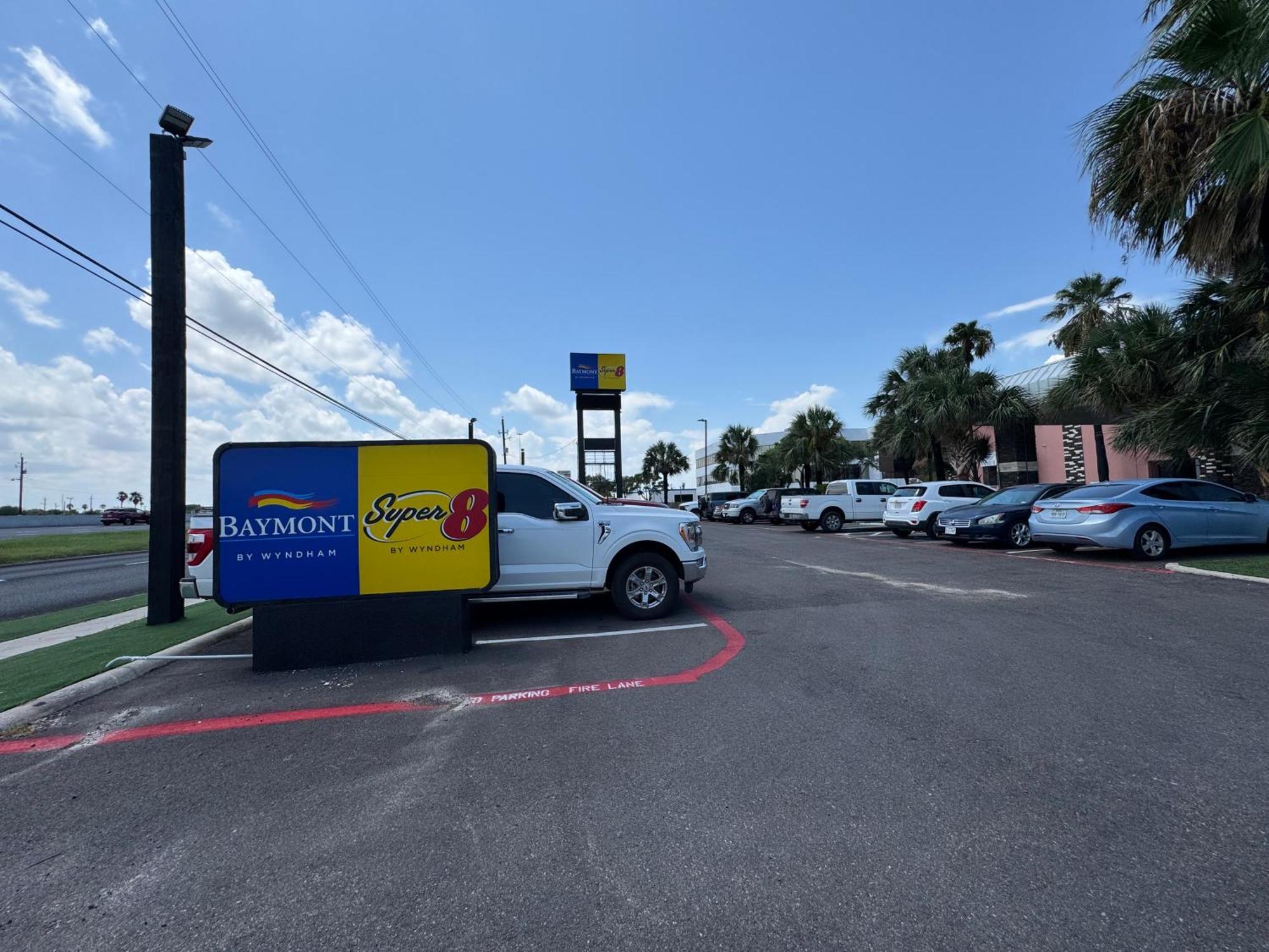 Baymont By Wyndham Corpus Christi Airport酒店 外观 照片