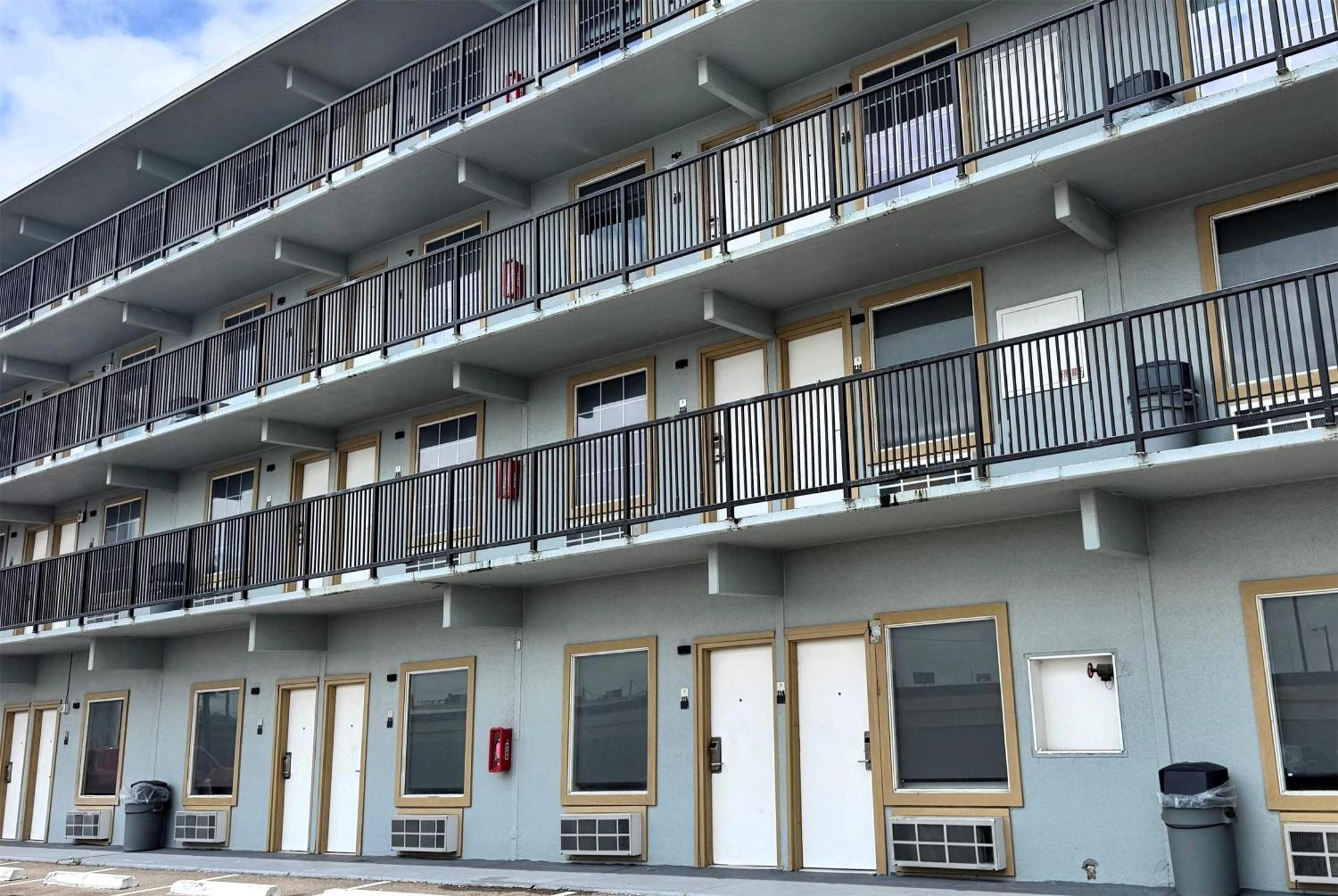 Baymont By Wyndham Corpus Christi Airport酒店 外观 照片
